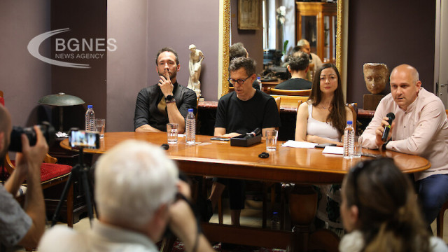 Theatre director Galin Stoev and the theatre company at the press conference for announcing the premiere of -The Hague- at the Bulgarian National Theater 28 11 2023